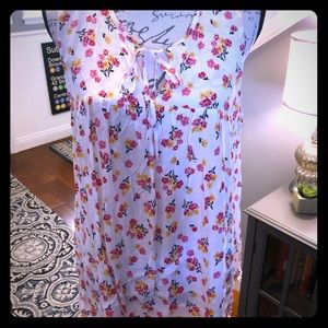 Pretty GAP flowy boho tank